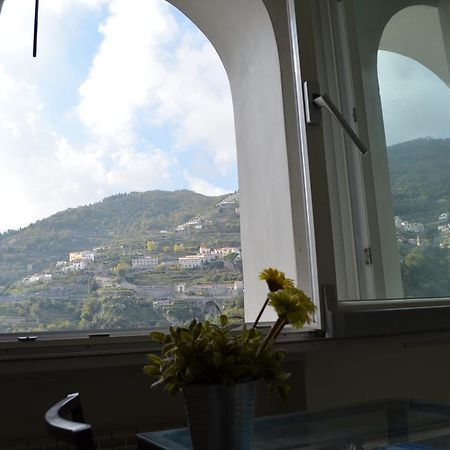Casa Cecilia Apartment ราเวลโล ภายนอก รูปภาพ