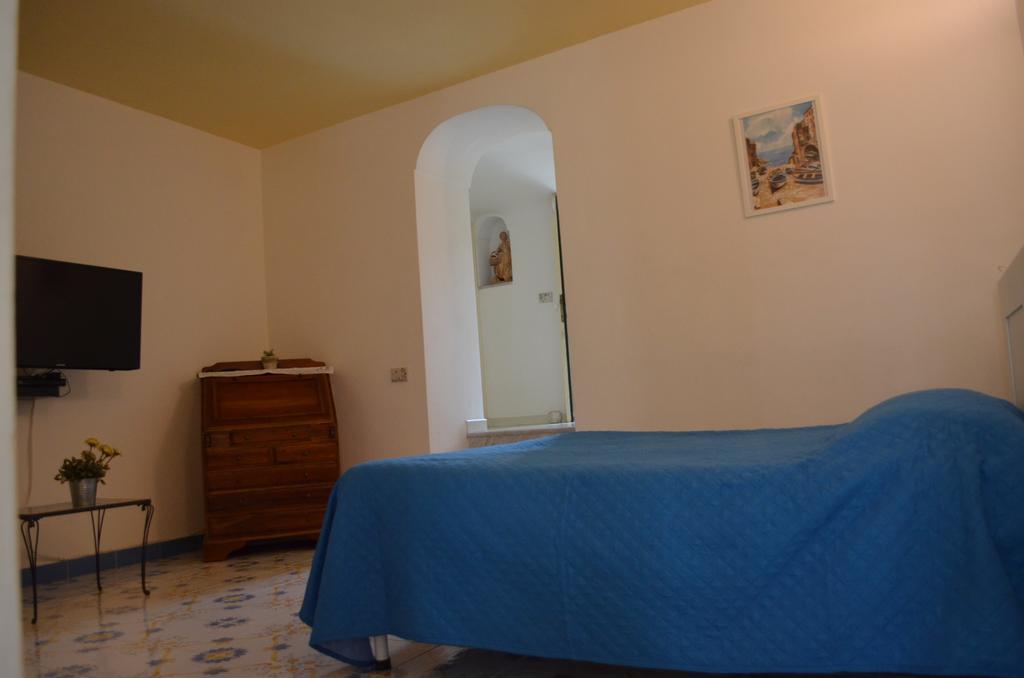 Casa Cecilia Apartment ราเวลโล ภายนอก รูปภาพ